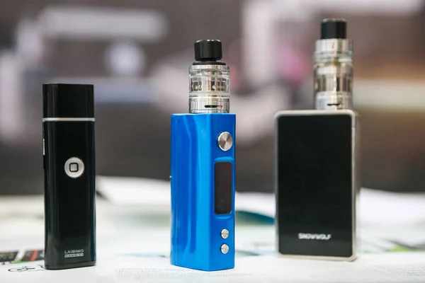 Mosca Dicembre 2016 International Vape Expo Dispositivo Vaper Popolare Mod — Foto Stock