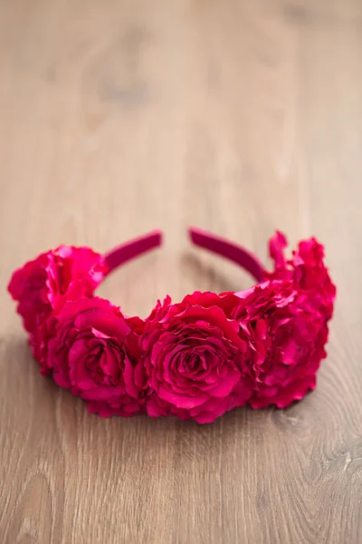 Wraith Buatan Tangan Yang Terbuat Dari Bunga Mawar Merah Muda — Stok Foto