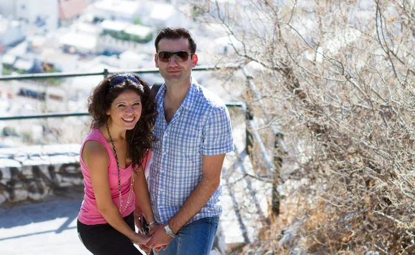 Young Happy Couple Sightseeing Greek Capital City Athens Bright Sunny — Stock Photo, Image