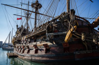 Genoa, İtalya - 13 Ekim, 2018: büyük ahşap korsan gemisi liman Cenova şehir Liguria Neptune'de.