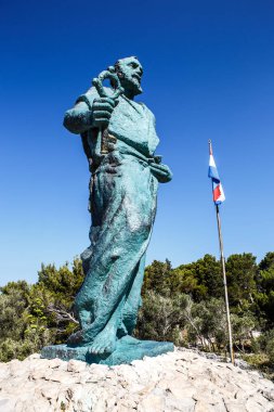 Makarska, Hırvatistan-16 Haziran, 2017: Heykel of Saint Peter Hırvat bay Makarska içinde elinde anahtar ile 