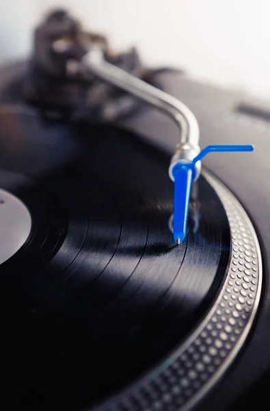 Draaitafel Record Met Muziek Spelen Analoge Audio Uitrustingen Voor Disc — Stockfoto