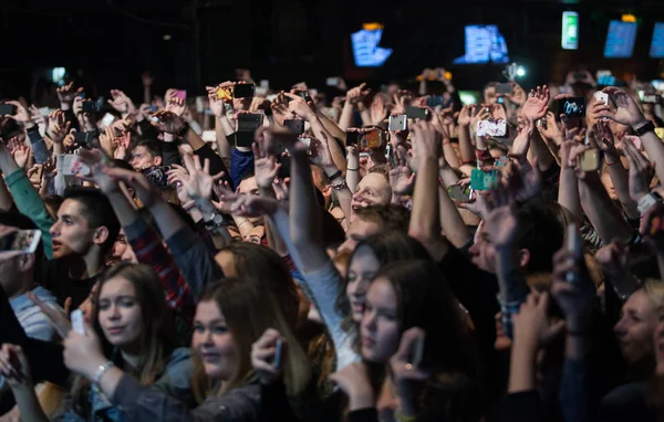 Moskou Oktober 2016 Druk Danceflloor Nachtclub Grote Live Muziek Show — Stockfoto