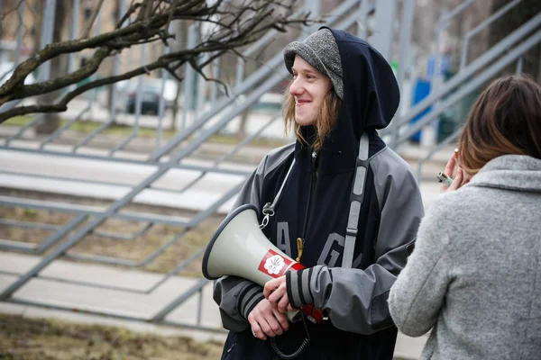 Москва Марта 2017 Молодые Люди Веселятся Агрессивном Конькобежном Конкурсе Открытом — стоковое фото