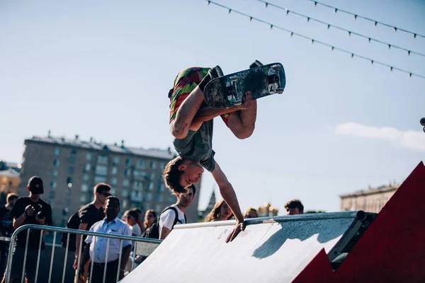 Moscú Agosto 2015 Festival Faces Laces 2015 Tuvo Lugar Famoso —  Fotos de Stock