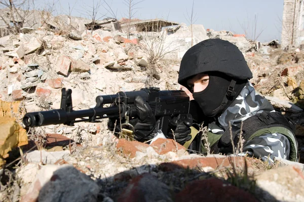 Armed Military Prepairing Shoot Automatic Rifle — Stock Photo, Image