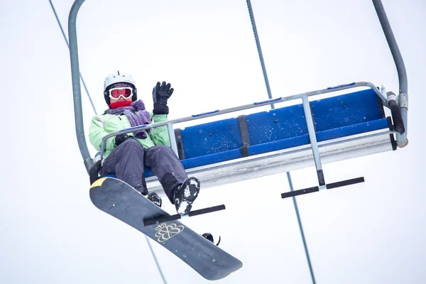 Boekovel Oekraïne Maart 2018 Stoeltjeslift Voor Skiërs Snowboarders Winter Resort — Stockfoto