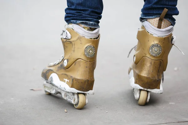 Moscow March 2017 Aggressive Inline Roller Skates Extreme Skating Skatepark — Stock Photo, Image