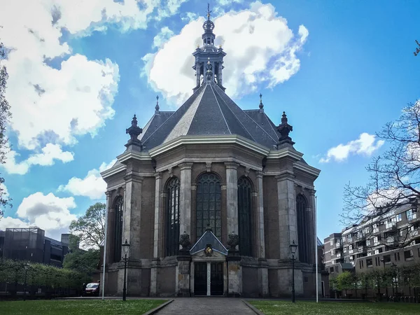 Hague Países Baixos Abril 2018 Edifício Católico Muito Antigo Rua — Fotografia de Stock