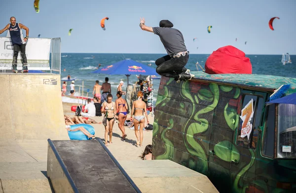 Odessa Agosto 2017 Concurso Patinaje Línea Agresivo Skate Park Aire — Foto de Stock