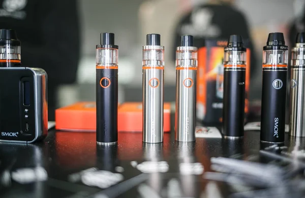 Mosca Dicembre 2016 International Vape Expo Dispositivo Vaper Popolare Mod — Foto Stock