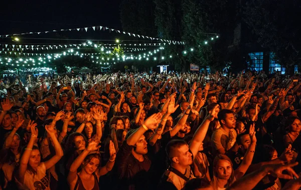 Kiev July 2018 Music Fans Wave Hands Favoritve Musician Stage — Stock Photo, Image