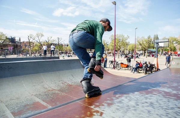 Schaats Wedstrijd Outdoor Skatepark Extreme Sports Event — Stockfoto