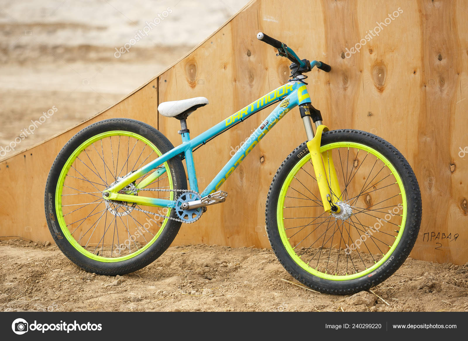 specialized dirt bikes