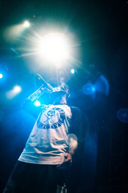 Moskova - 27 Ağustos, 2015: Oxxxymiron ve Johhny Rudeboy aka Ohra Yelawolf konserde ısınma