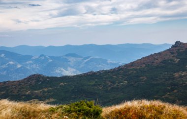 Seyahat hedef. Karpat Dağları'nın güzel manzara 