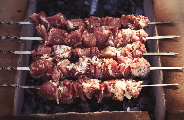 Processo Cozinhar Churrasco Porco Chamado Shashlyk Muitos Países Cozinha Tradicional — Fotografia de Stock