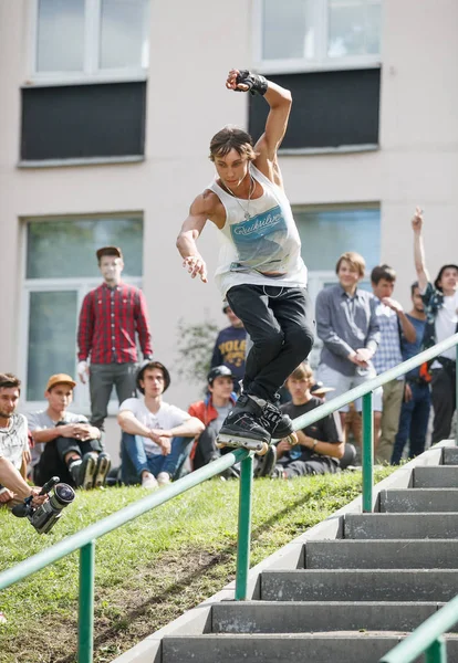 Moscow Agosto 2015 Concurso S3T Conclusão Rollerbladers Agressivos Livre Jovem — Fotografia de Stock