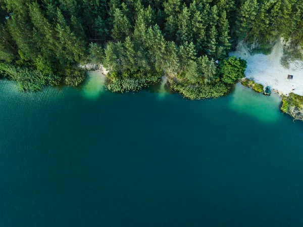Doğa Seyahat Ormandaki Güzel Göl — Stok fotoğraf