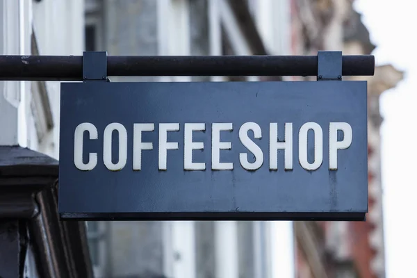 Вывеска Coffeeshop Пабе Легальной Продажей Сорняков Амстердаме Популярное Туристическое Место — стоковое фото