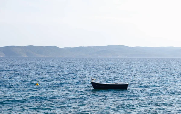 Perahu Kecil Hanyut Laut Adriatik Pantai Crotian Riviera Rent Kapal — Stok Foto