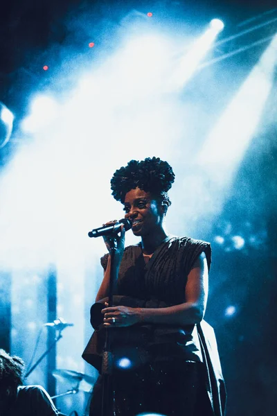 MOSCOW - 13 MARCH, 2015 : Morcheeba and Skye Edwards in Moscow