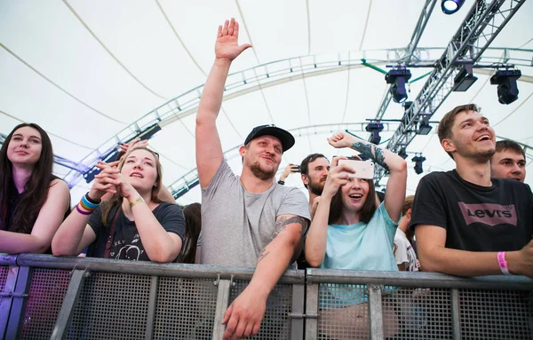 Moskau Juni 2016 Konzertbesucher Genießen Großes Live Musik Festival Musikfans — Stockfoto