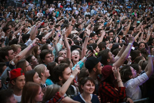 Moscow June 2016 Huge Concert Crowd Outdoor Summer Music Festival — Stock Photo, Image