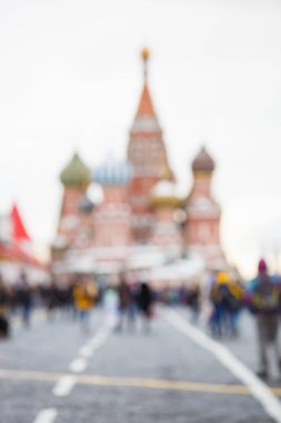 Moskova, Rusya - 21 Ocak, 2017: Kızıl Meydan dönüm noktası. Saint Basil Kilisesi. Turistler arasında popüler. Ulusal sembol ve Rusya Federasyonu'nda en meşhur mekanlar.