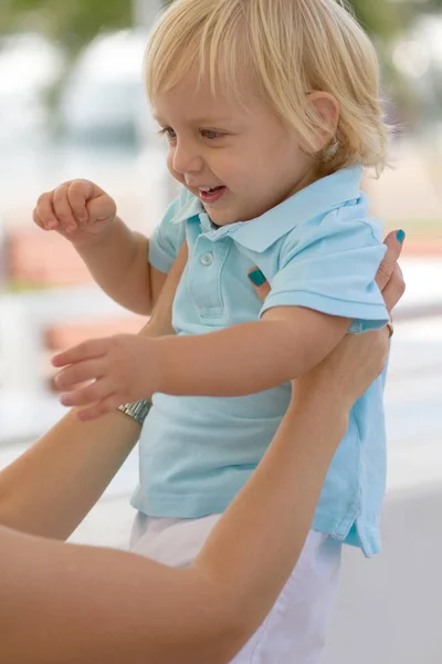 Happy Family Enjoying Weekend Park Bright Summer Day Mom Son — Stock Photo, Image