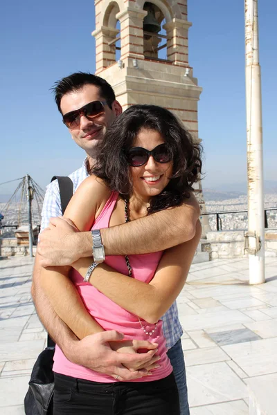 Young Happy Couple Sightseeing Greek Capital City Athens Bright Sunny — Stock Photo, Image