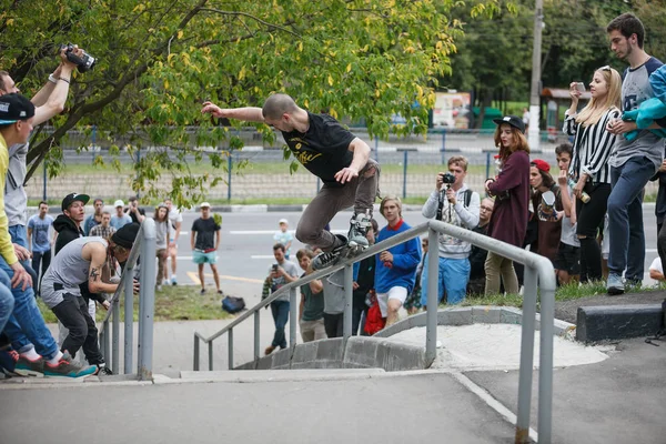 Moszkva Augusztus 2015 Szabadtéri Agresszív Rollerbladers Befejezés S3T Verseny Fiatal — Stock Fotó