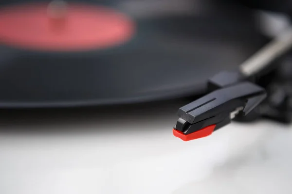 Vintage Turntable Vinyl Records Player Close Hifi Audio Equipment Hipster — стоковое фото