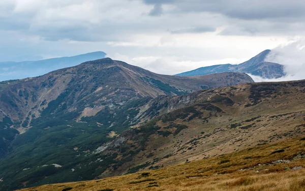Prachtige Bergpanorama Van Karpaten Reisbestemming Voor Actief Toerisme Europa — Stockfoto