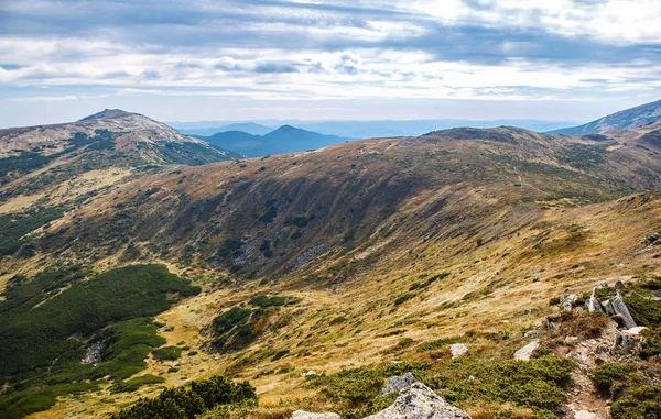 Reisbestemming Prachtige Landschap Van Karpaten — Stockfoto