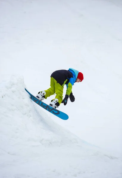 Κίεβο Ουκρανία Φεβρουαρίου 2018 Snowboard Park Goloseev Χιονοδρομικό Πάρκο Άνοιγμα — Φωτογραφία Αρχείου