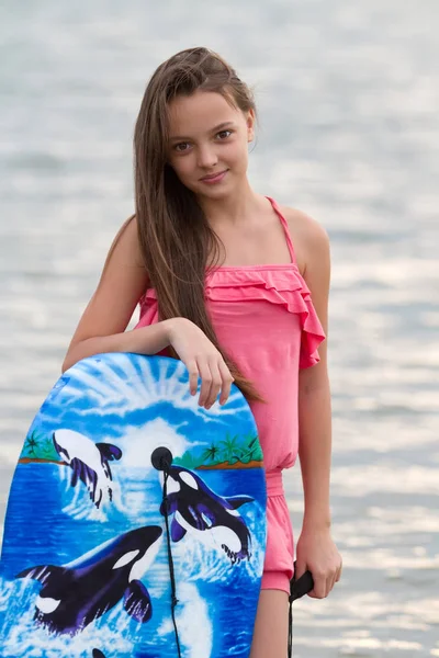 Pretty Teen Girl Her Surfing Board Beach — Stock Photo, Image