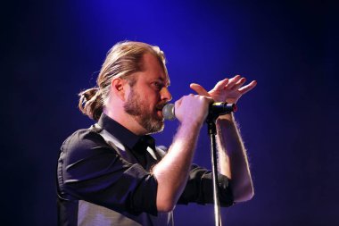 Moskova - 6 Ekim, 2016: vakum ve Mattias oynarken Lindbloom konser Yotaspace gece kulübü sahnede.