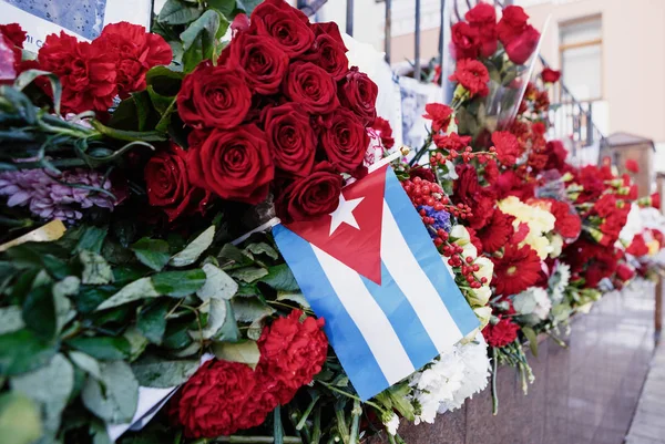 Moskau November 2016 Mahnmal Mit Blumen Botschaft Der Republik Kuba — Stockfoto