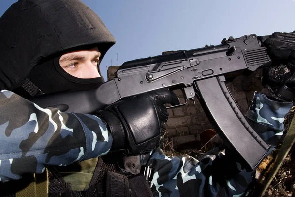 Soldier Shooting Ak47 Automatic Rifle Covered Position — Stock Photo, Image