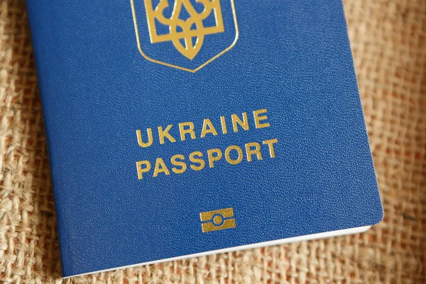 Новый Биометрический Паспорт Гражданина Украины Электронным Чипом — стоковое фото