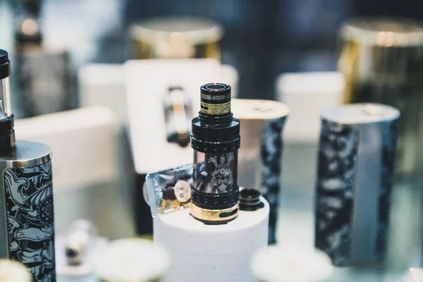 Moskva Prosince 2016 Mezinárodní Vape Expo Populární Vaper Zařízení Moderní — Stock fotografie