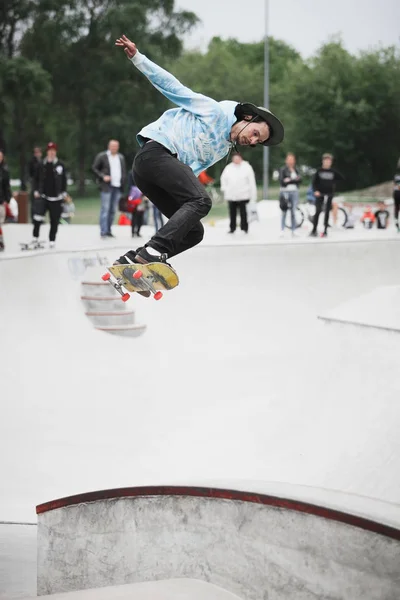 Moskwa Maja 2016 Ulica Skateboarding Konkursu Przez Sklep Levi Traektoriya — Zdjęcie stockowe