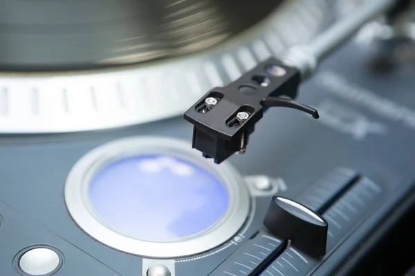 Hifi Audio Berendezések Zenét Mutatják Hűvös Fél Lemezjátszó Scratch Rekordok — Stock Fotó