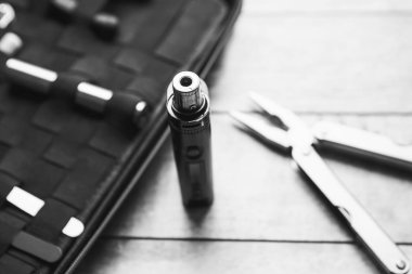 Tamir, bakım vaping aygıt mod. Parçaları modern Buharlaştırıcı e-cig aygıt, yedek parça için yükseltme. Mikro bobin clearomizer. Nikotin Sigara İçilmeyen bıraktın, vaping güvenli ecig vape başlamak