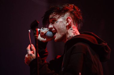 Moskova - 30 Mart, 2017: rapçi Lil dikizlemek konser gece kulübü.