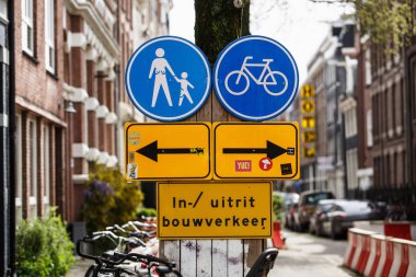 Hollanda, Amsterdam 'da sokak tabelası