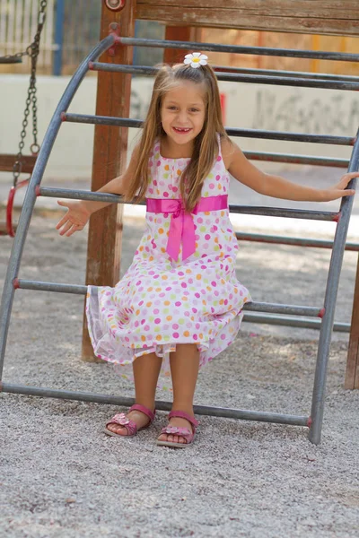 Cute Little Girl Posing Playgorund Bright Summer Day — Stock Photo, Image