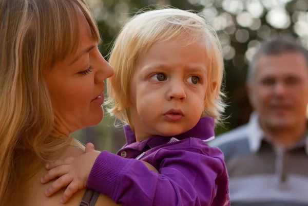 Cute Little Blond Boy His Family — Stock Photo, Image