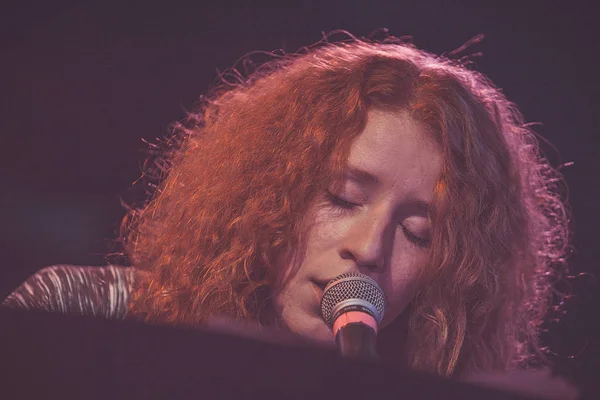 Moscú Diciembre 2014 Pianista Cantante Alina Orlova Realiza Concierto Soul —  Fotos de Stock